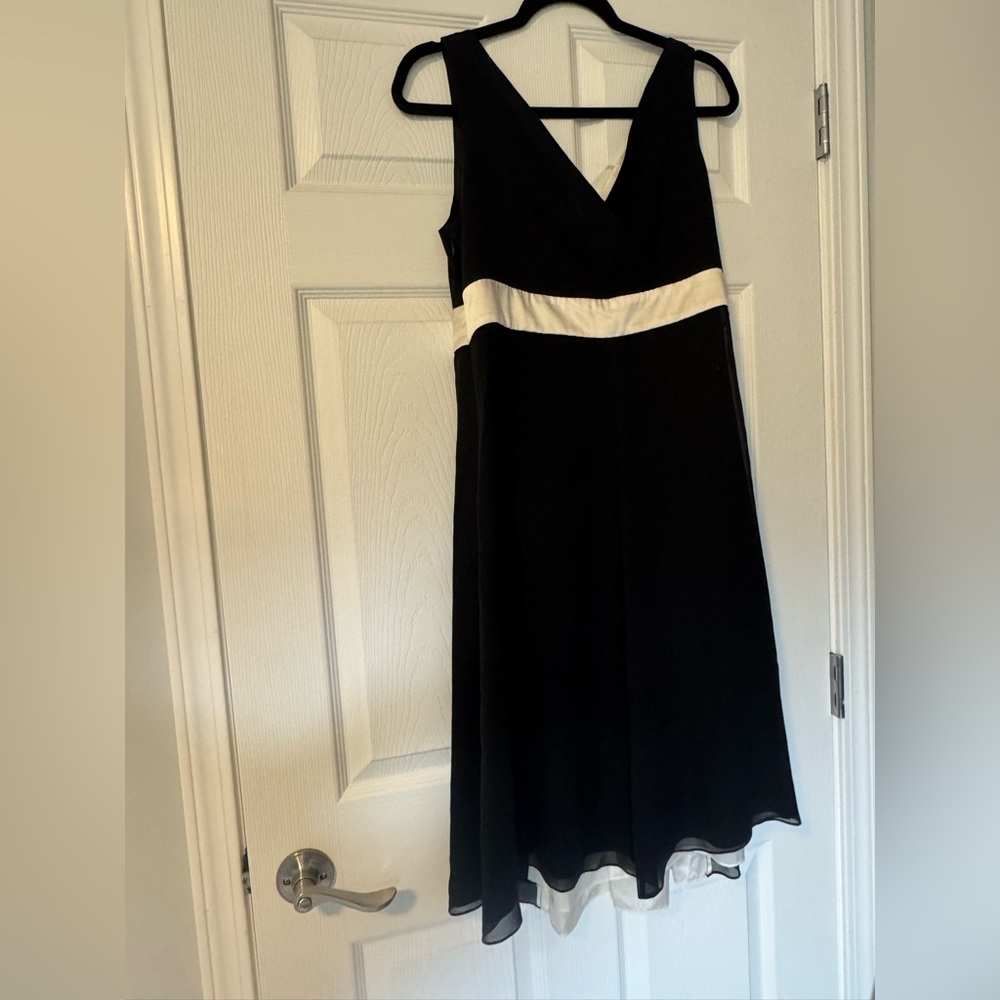 Ann Taylor Black and White Dress